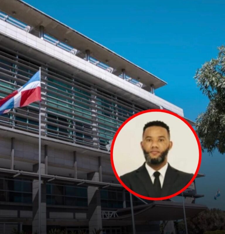 La Procuraduría General de la República informó este sábado el arresto en flagrante delito del procurador fiscal AurelioValdez Alcántara