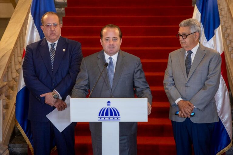Gobierno anuncia nuevas medidas para enfrentar el impacto de la crisis en Medio Oriente sobre la economía dominicana