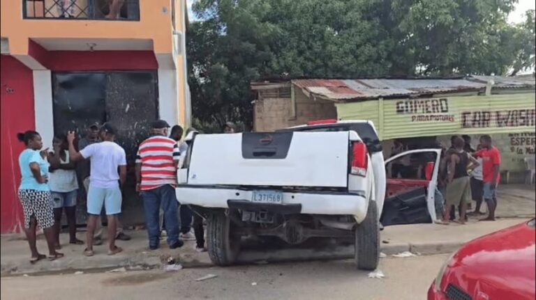 Siete personas mueren en trágico accidente de tránsito en Villa Hermosa, La Romana