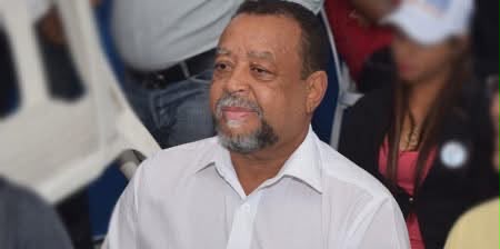 Senador Franklin Romero lamenta fallecimiento de Tony Reyes, fundador del PRM
